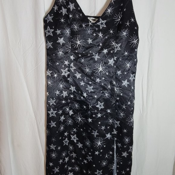 NWT BEAUTIFUL SILKY Black Starred Nightgown - S, L, or XL - Picture 1 of 10